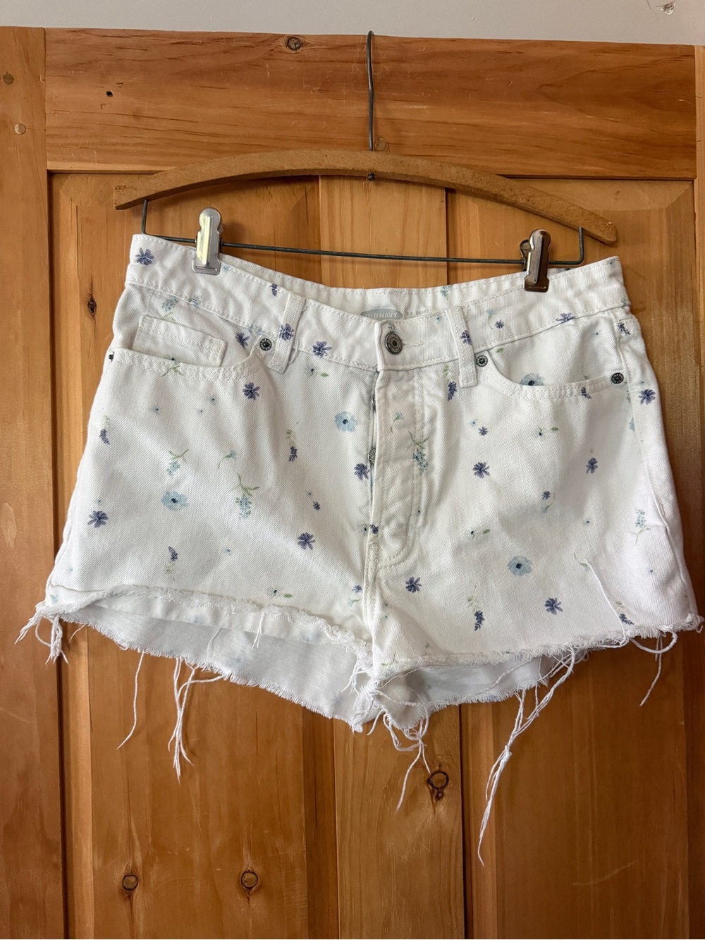 Old Navy White Denim Floral Cutoff Shorts